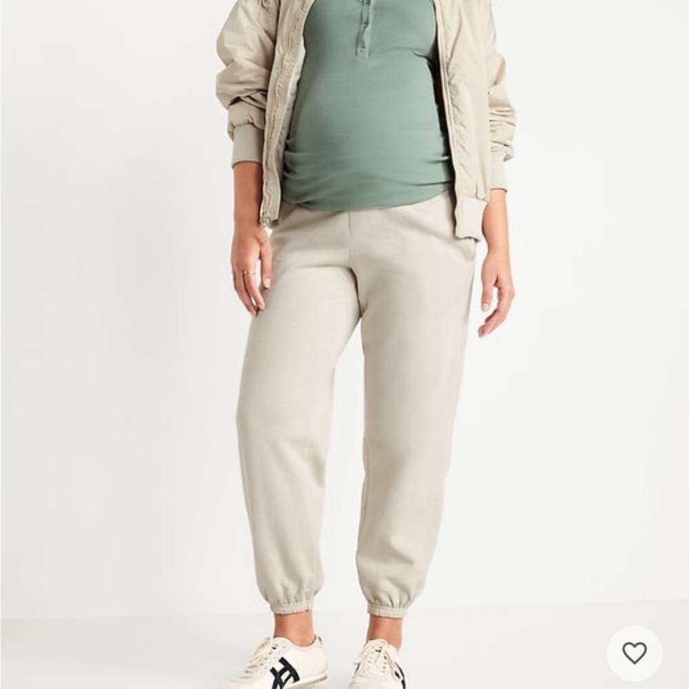Gap maternity jogger